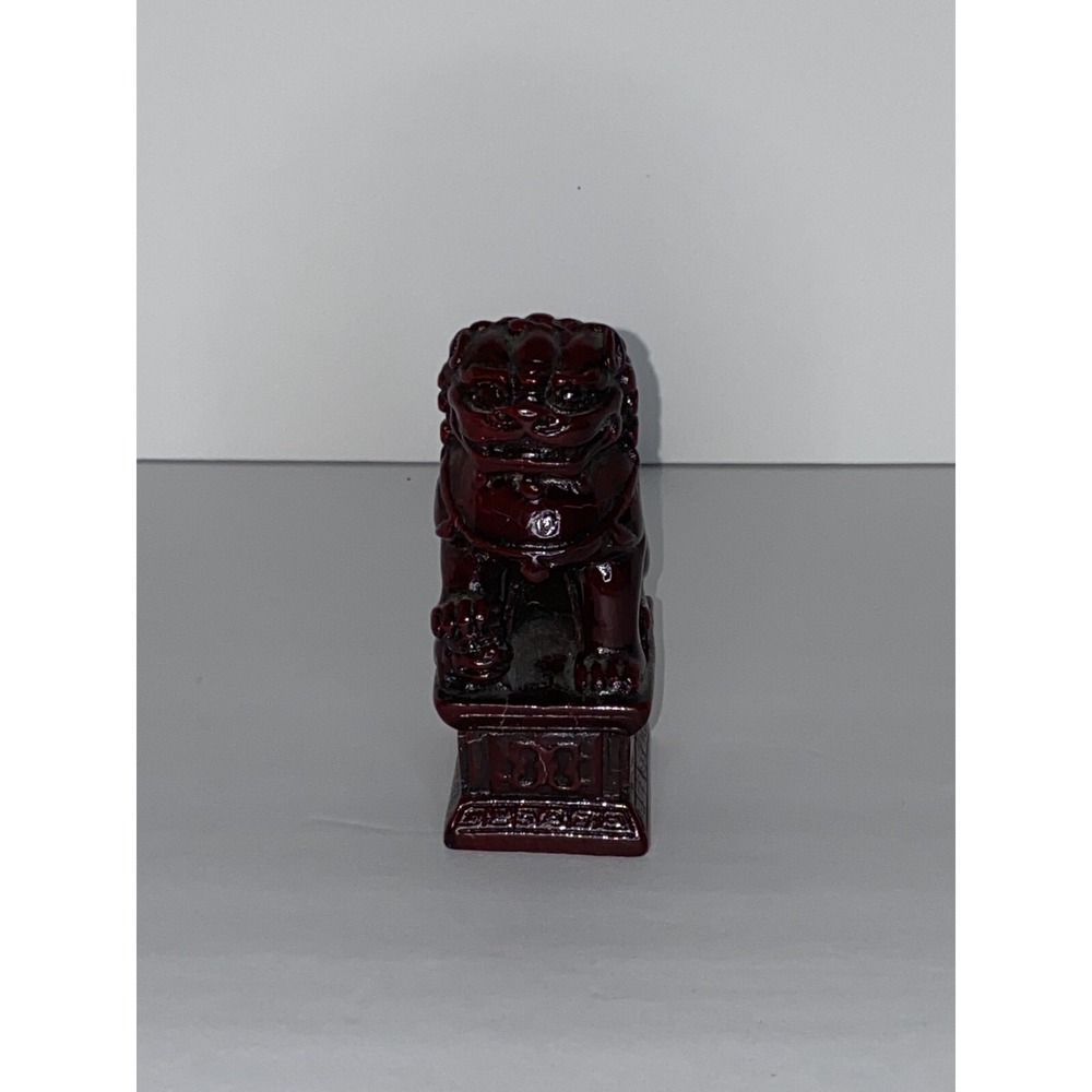 Chinese Foo Fu Temple Guardian Lion Dog Heavy Red Resin 4.25" Figurine/Bookend - Picture 1 of 6